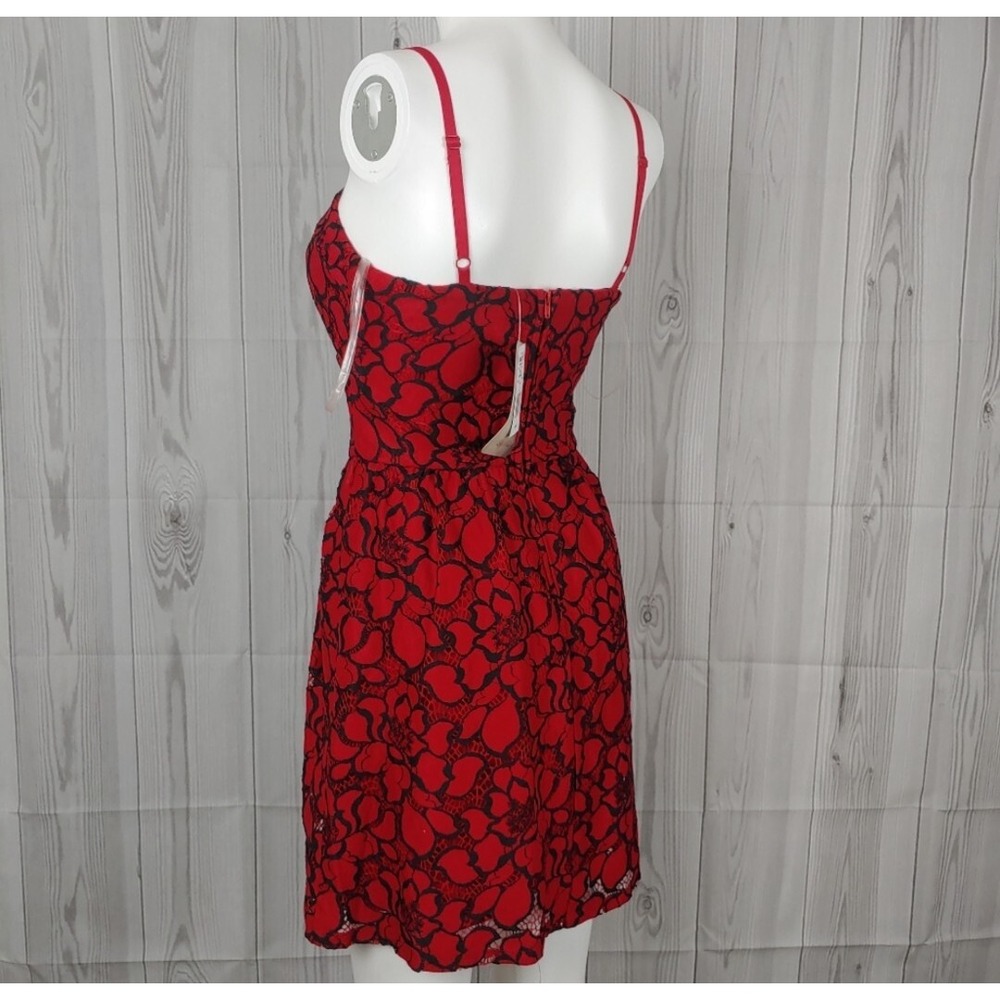 NWTS! Red & Black Floral Lily Rose Dress Size Small Missing Belt - Picture 7 of 13